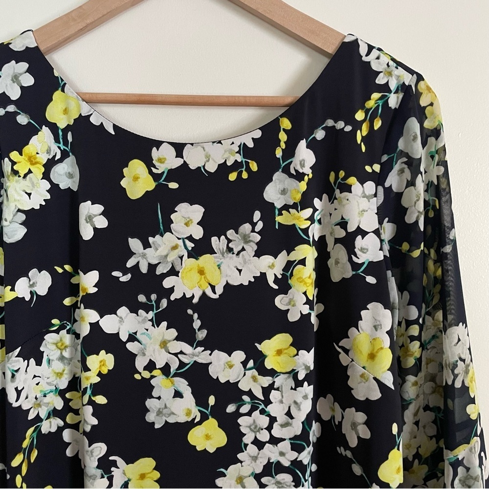 Jessica Howard Spring Floral Shift Dress with Sheer Bell Sleeves Size 14